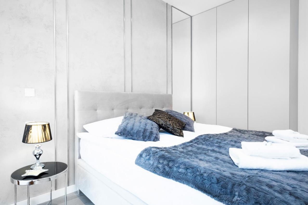 Apartments Warsaw Szamocka By Renters Prestige المظهر الخارجي الصورة